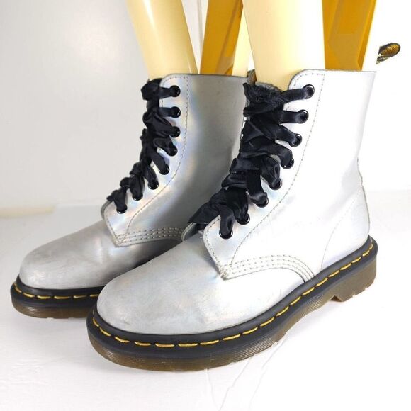 Dr. Martens Women's Pascal 1460 US 7 Ice Metallic Leather Lace Up Combat Boots - Picture 1 of 11